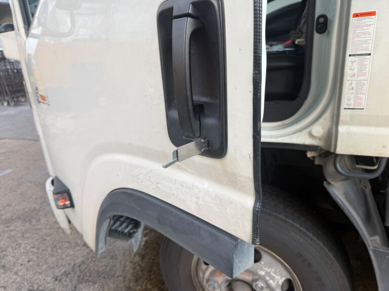 火炭車門