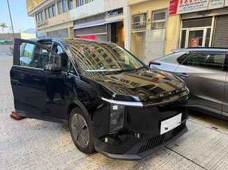 土瓜灣 Maxus Mifa 7 電動車開鎖 成功打開車門